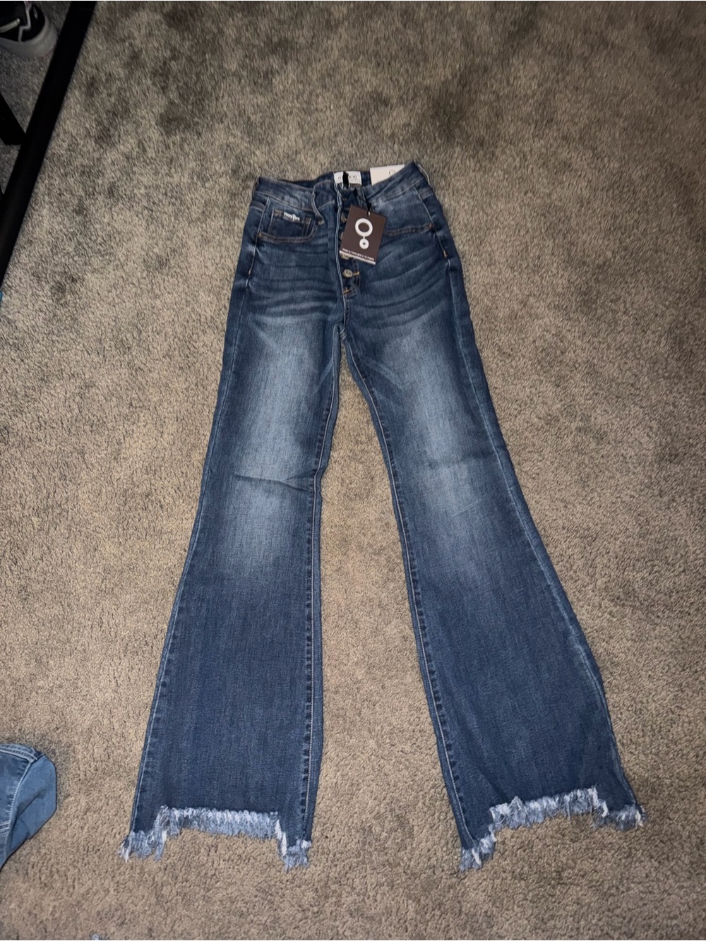 High-Rise Button down wide Flared Jeans with Raw Hem - Blue